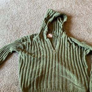 Green soft sweater